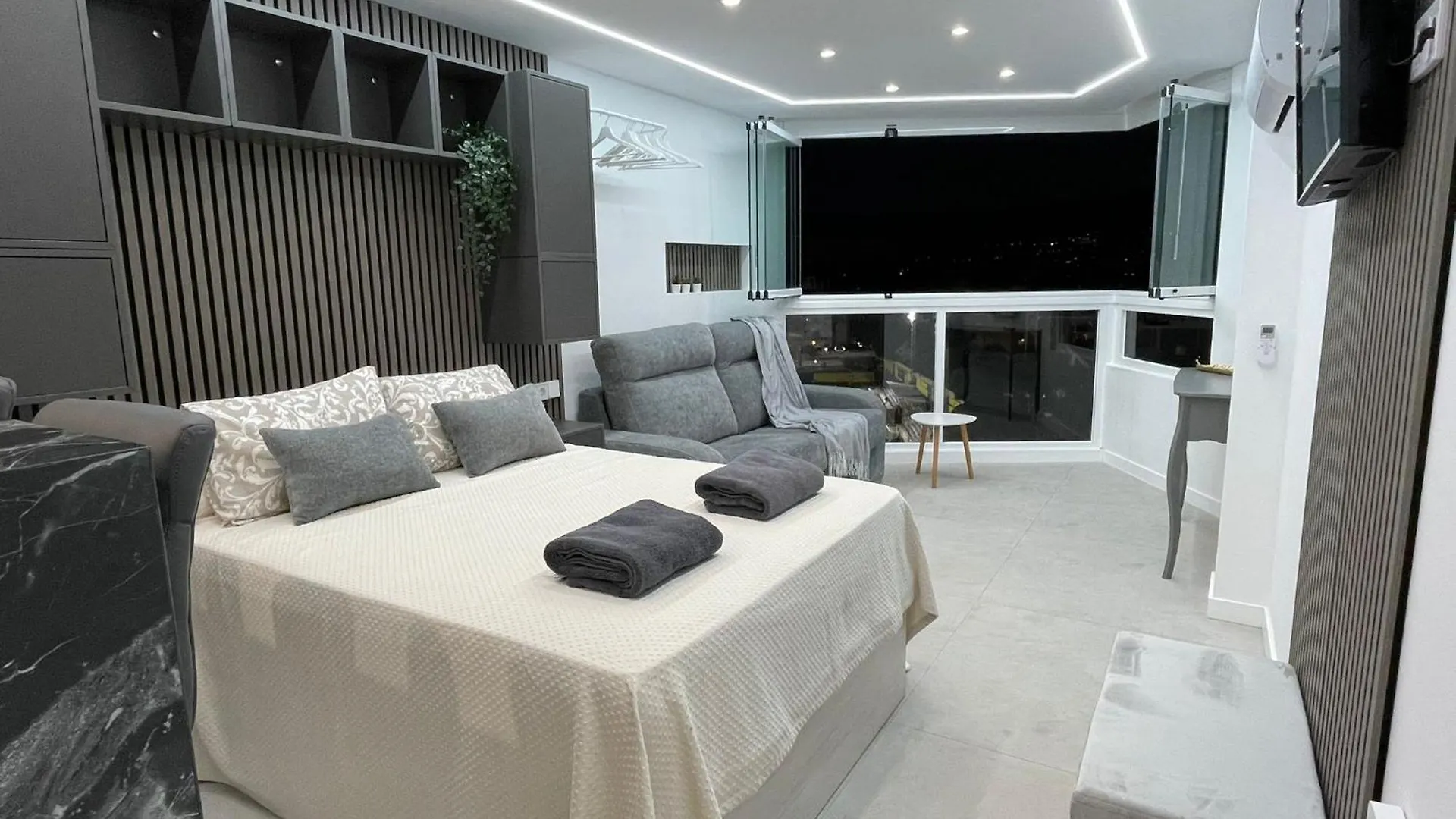 Luxury Piscis Apartment Benalmadena